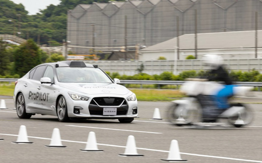 Nissan añade la prevención de colisiones en intersecciones a su tecnología de asistencia a la conducción basada en LIDAR, en fase de desarrollo
